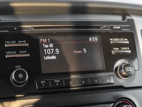 Used 2017 Nissan Titan SV image 26