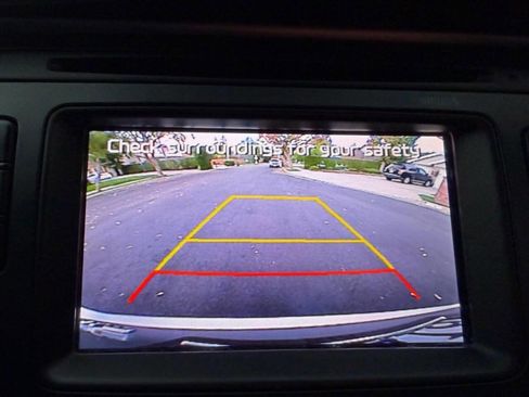 Used 2017 Kia Optima LX w/ Convenience Package image 18