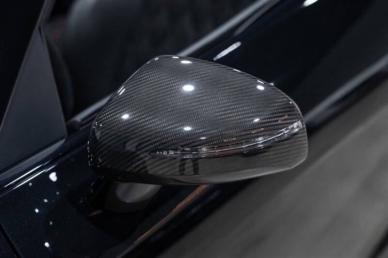 Used 2011 Audi R8 V10 AWD/4WD image 64