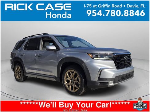 Certified 2023 Honda Pilot Touring image 1