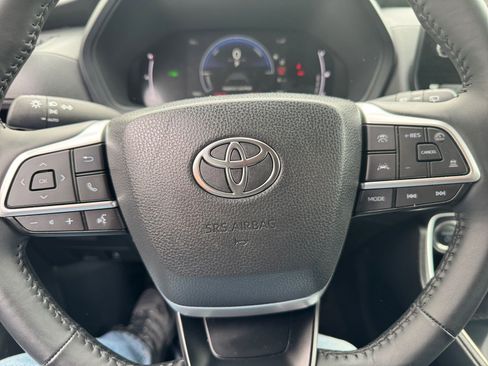 Used 2025 Toyota Grand Highlander AWD Hybrid image 20