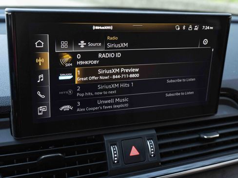 Used 2021 Audi Q5 Premium Plus w/ Premium Plus Package image 32