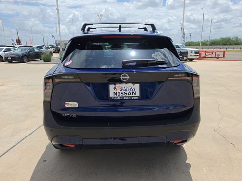 New 2026 Nissan Kicks SV w/ Cold Weather Package FWD image 6