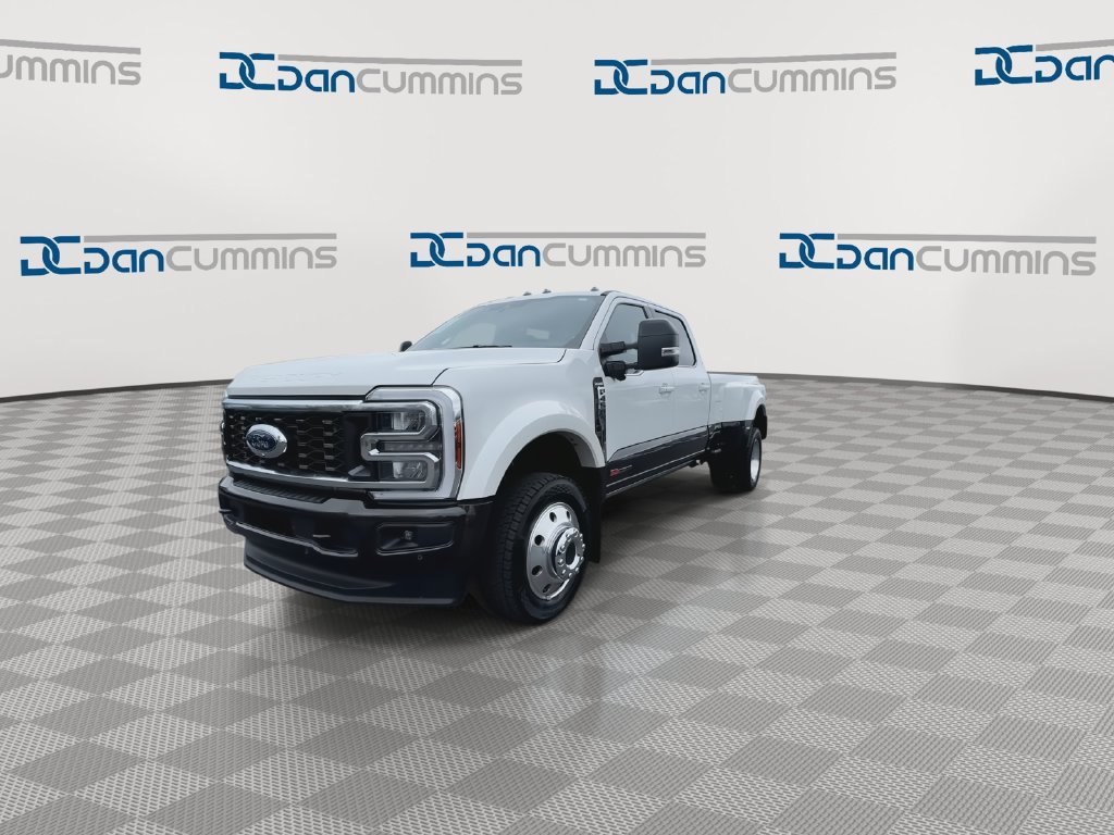 Certified 2025 Ford F450 King Ranch w/ FX4 Off-Road Package AWD/4WD image 4