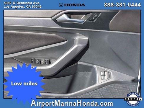 Used 2023 Volkswagen Jetta SE image 23