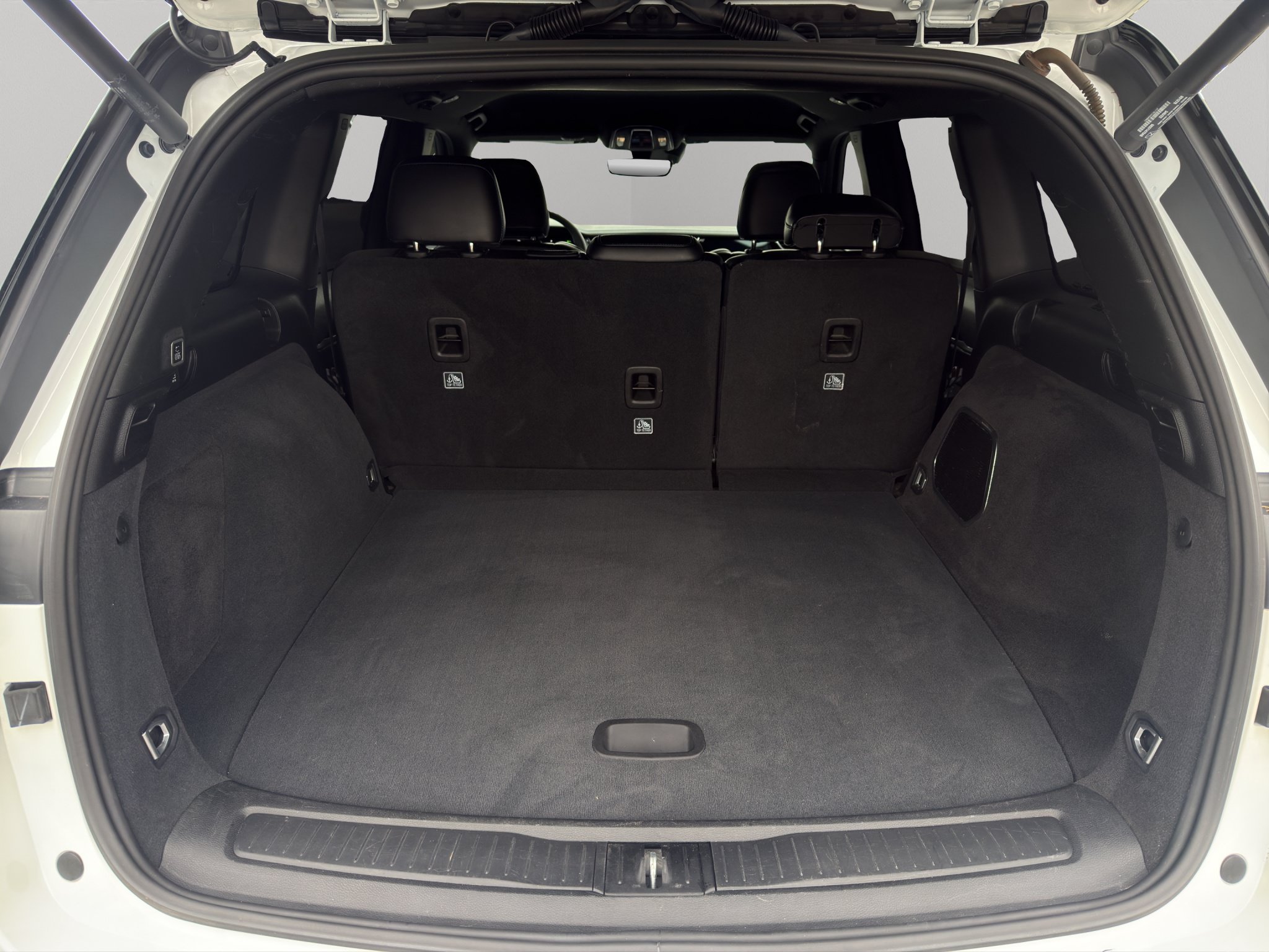 Used 2023 Jeep Grand Cherokee Trailhawk AWD/4WD image 9