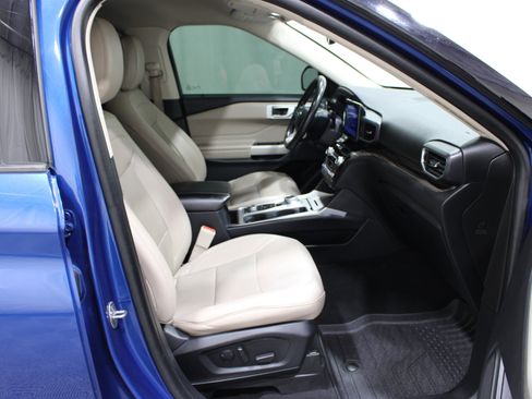 Used 2021 Ford Explorer Limited AWD/4WD image 28