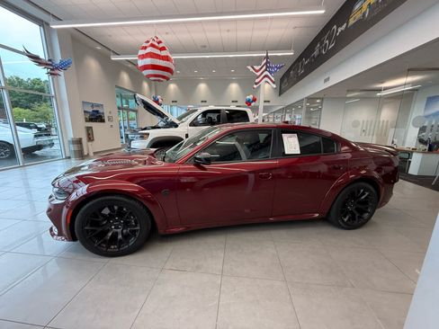Used 2023 Dodge Charger SRT Hellcat RWD image 2