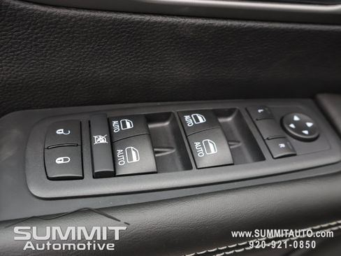 New 2027 Chrysler Pacifica Select AWD/4WD image 48