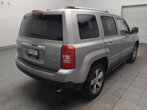 Used 2016 Jeep Patriot High Altitude FWD image 9