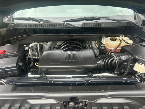 Used 2020 Chevrolet Silverado 1500 LTZ w/ LTZ Plus Package RWD image 17
