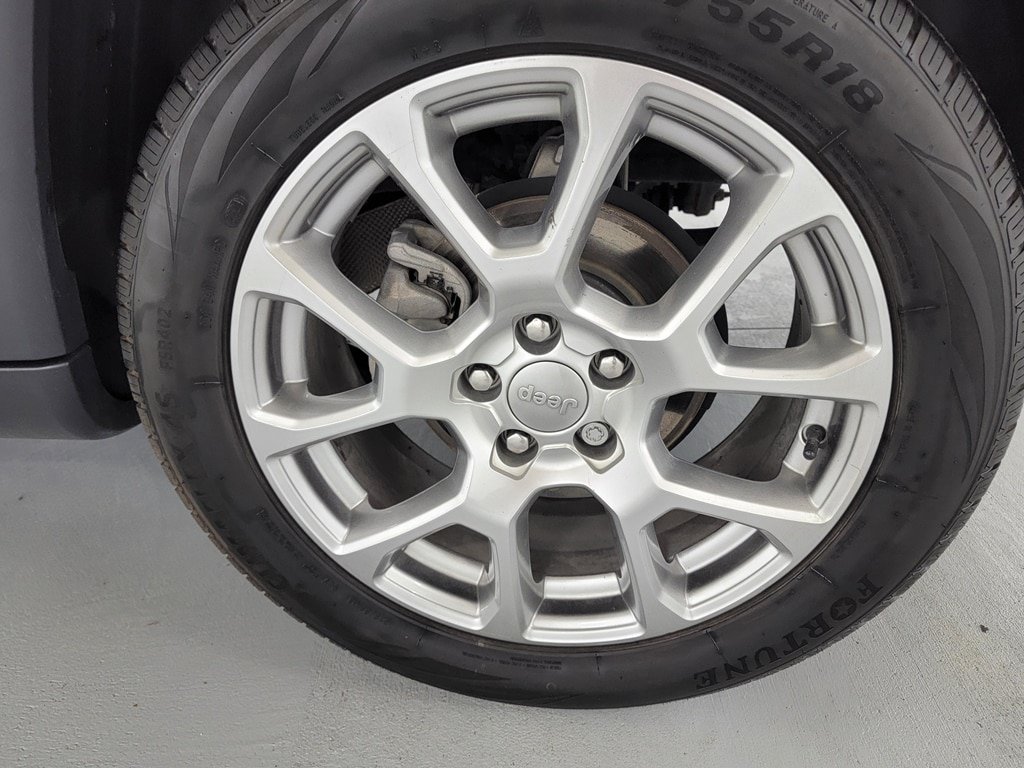 Used 2022 Jeep Compass Latitude AWD/4WD image 10