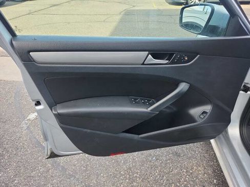 Used 2015 Volkswagen Passat 1.8T Wolfsburg Edition image 15