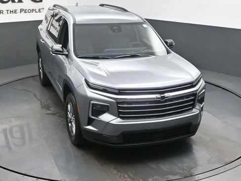 New 2026 Chevrolet Traverse LT w/ Driver Confidence Package FWD image 26