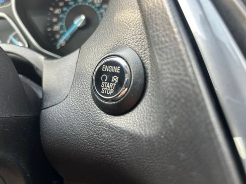 Used 2012 Ford Focus Titanium FWD image 28