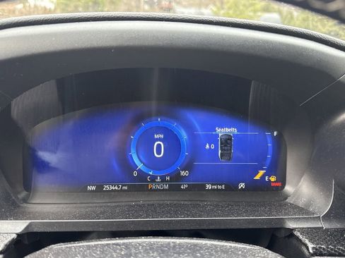 Used 2023 Ford Explorer ST image 7