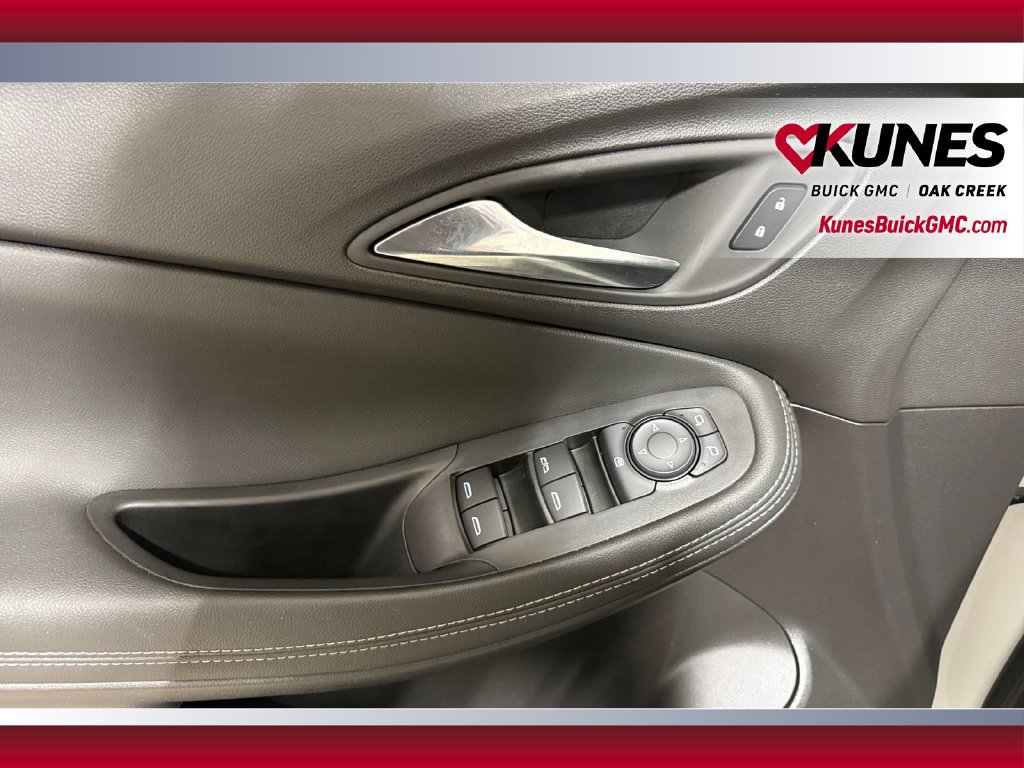 Used 2024 Buick Encore GX Sport Touring w/ Comfort Package AWD/4WD image 21