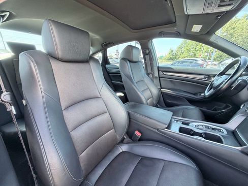 Used 2020 Honda Accord Sport image 25