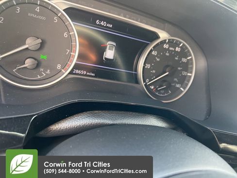 Used 2019 Nissan Rogue Sport S AWD/4WD image 2