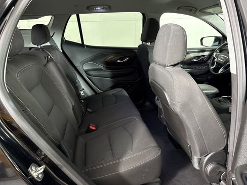 Used 2024 GMC Terrain SLE FWD image 16