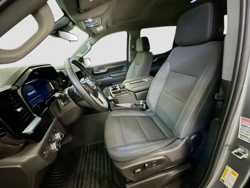 Used 2024 GMC Sierra 1500 Elevation image 13