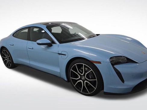 Used 2023 Porsche Taycan w/ Premium Package image 3