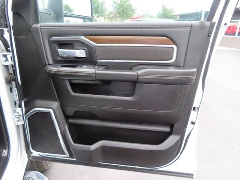 Used 2024 RAM 2500 Laramie AWD/4WD image 50