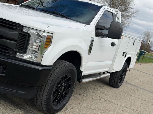 Used 2019 Ford F250 XL image 11