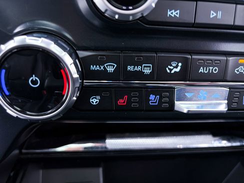 Used 2025 Ford F150 Lariat image 29