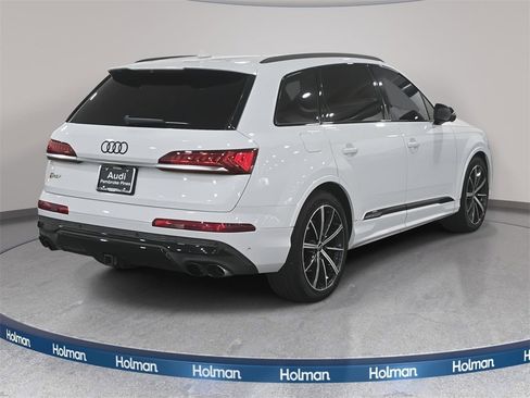 Used 2021 Audi SQ7 Prestige w/ Prestige Package image 5