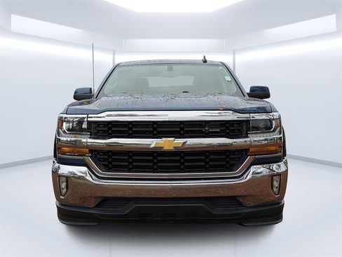 Used 2018 Chevrolet Silverado 1500 LT w/ All Star Edition image 8
