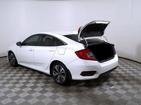 Used 2017 Honda Civic EX-L image 10