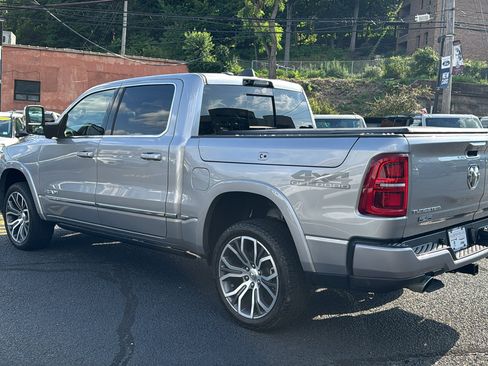 Certified 2025 RAM 1500 Tungsten w/ Off Road Group AWD/4WD image 10