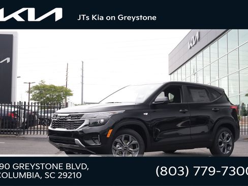 New 2026 Kia Seltos LX FWD image 1