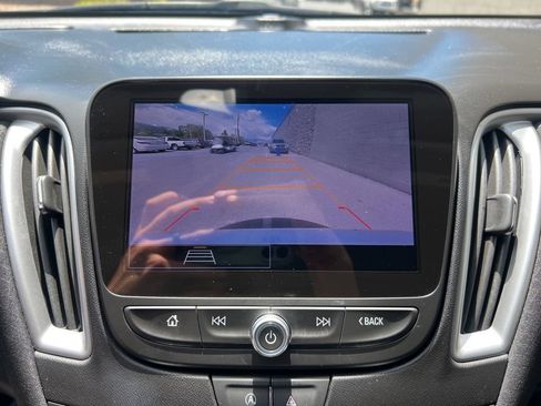 Used 2024 Chevrolet Malibu LT FWD image 16