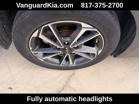 Certified 2023 Kia Forte LXS image 10