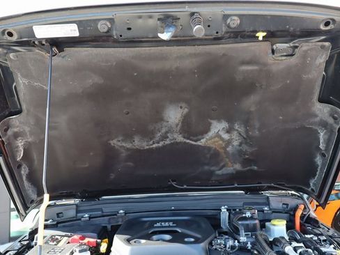 Used 2022 Jeep Wrangler Unlimited Rubicon 4xe w/ Steel Bumper Group image 19