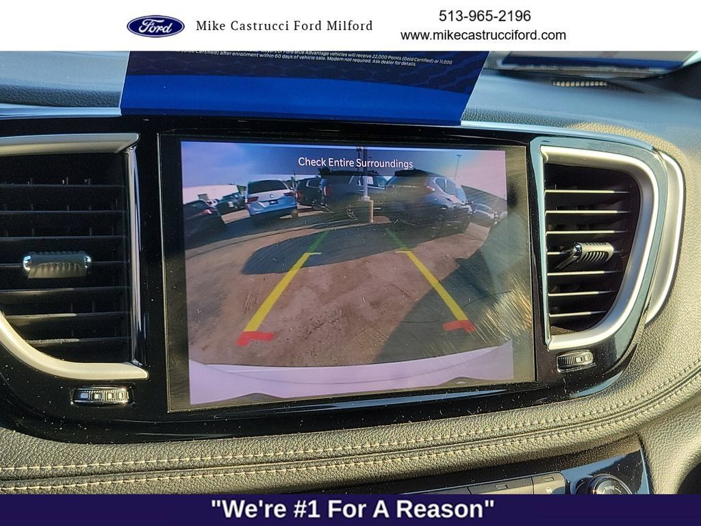 Used 2021 Chrysler Pacifica Touring w/ S Appearance Package FWD image 19