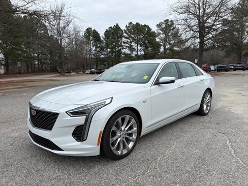 Used 2020 Cadillac CT6 Luxury image 2