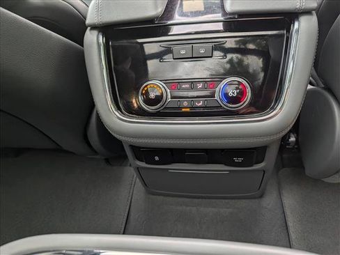 Used 2019 Lincoln Navigator L Reserve w/ Cargo Package AWD/4WD image 18
