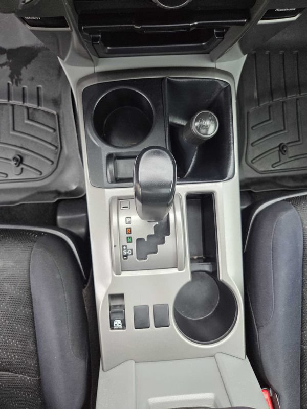 Used 2011 Toyota 4Runner Trail AWD/4WD image 24