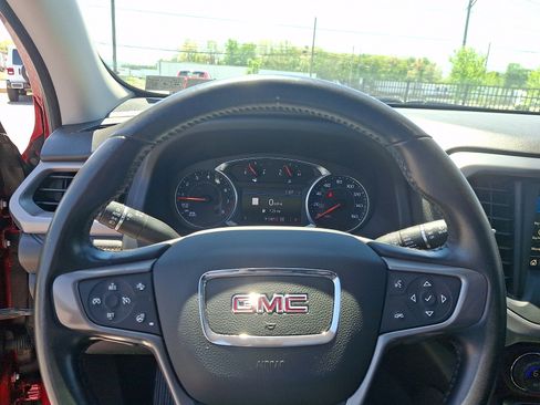 Used 2021 GMC Acadia AT4 w/ Preferred Package AWD/4WD image 18