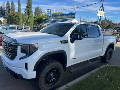 Used 2023 GMC Sierra 1500 AT4 w/ AT4 Premium Package