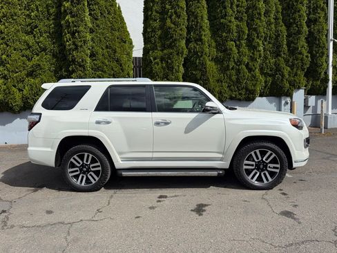Certified 2023 Toyota 4Runner Limited AWD/4WD image 9