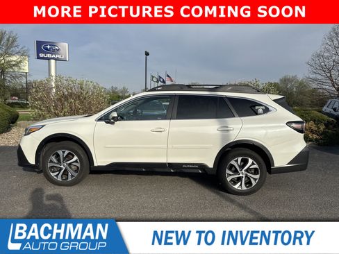Used 2022 Subaru Outback Limited XT image 9