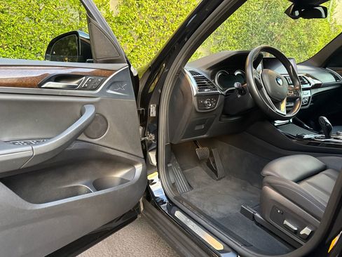 Used 2019 BMW X3 sDrive30i w/ Driving Assistance Package image 9