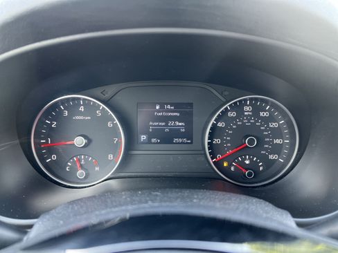 Used 2020 Kia Sportage LX AWD/4WD image 16