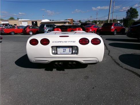 Used 2002 Chevrolet Corvette Convertible w/ Preferred Equipment Group2 image 10