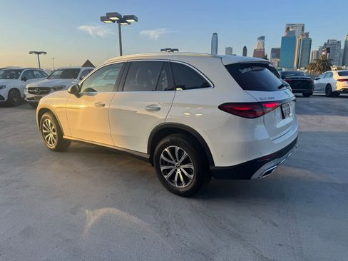 Certified 2026 Mercedes-Benz GLC 300 image 4