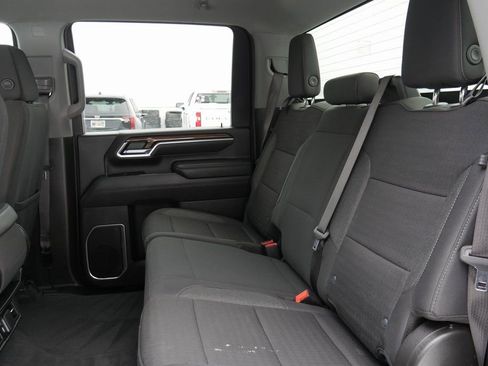 Used 2025 Chevrolet Silverado 2500 LT w/ Convenience Package image 25